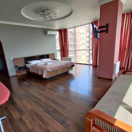 Micromegas Apartments Chernivtsi Exterior foto